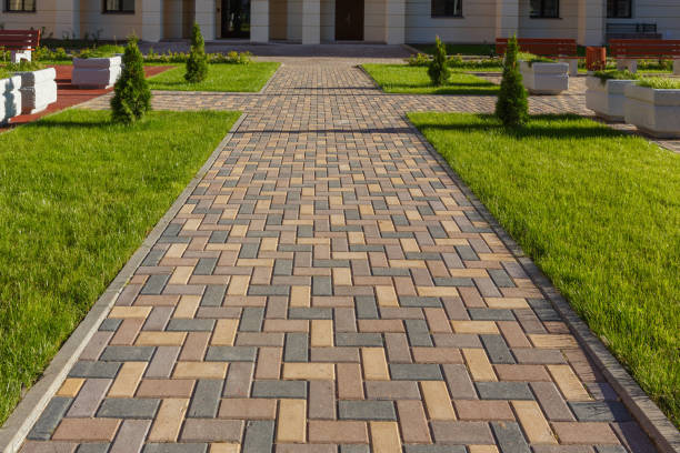 Best Permeable Paver Driveways in Farngton, MI